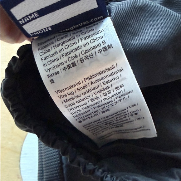 Hestra Kids Black Mittens- best mittens, ever - Picture 4 of 5